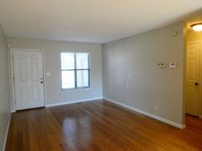 Photo - 3 Bedroom 2.5 Bath- Off Broadway Condominiums