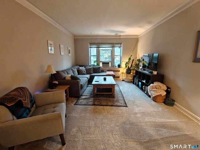 70 Strawberry Hill Ave Unit 5-2A