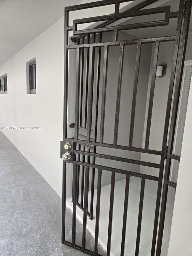 Photo - 5 Olive Dr Unit 9