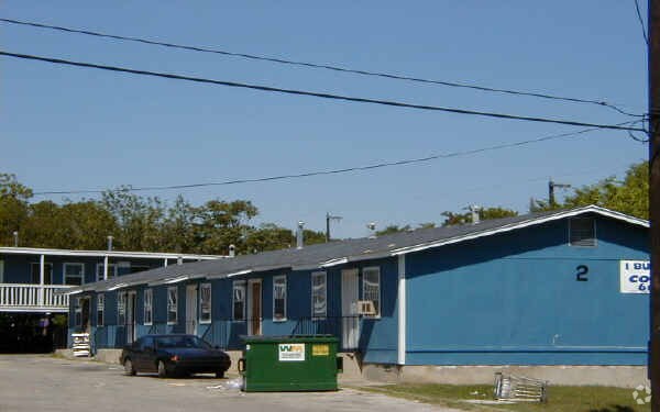 Photo - Mission Road Apartments