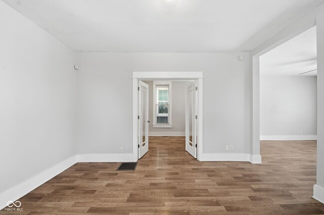 Photo - 717 Parkway Ave