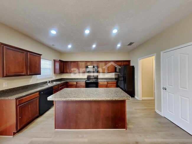 Photo - 3727 Chipara Dr