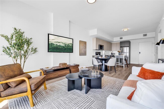 Photo - 3801 N Dixie Hwy Unit 317