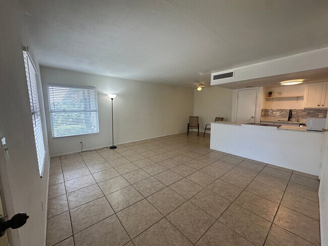 Photo - 1428 Lorilyn Ave Unit 3