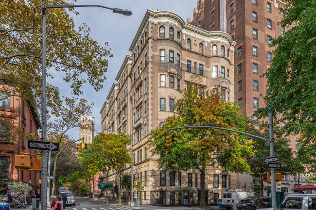 Photo - Florence Court Cooperative