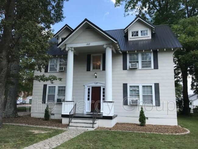Building Photo - 107 S Anderson St Unit APT 5