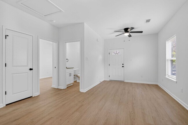 Photo - 2015-2017 Scotty Ct Unit 2015 Scotty Ct