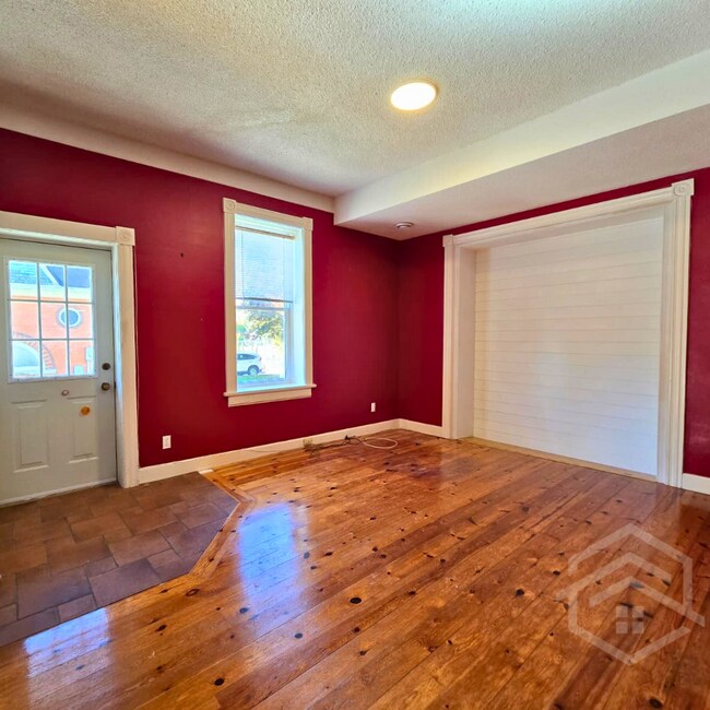 Photo - 1-Bedroom Available in Otterville!! Unit 2