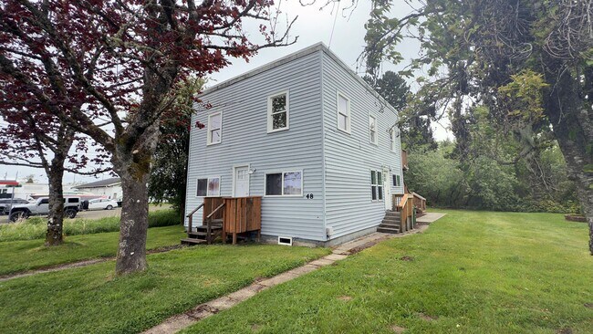 Photo - 48 SE Anchor Ave Apartment Unit 48 SE Anchor Ave #2