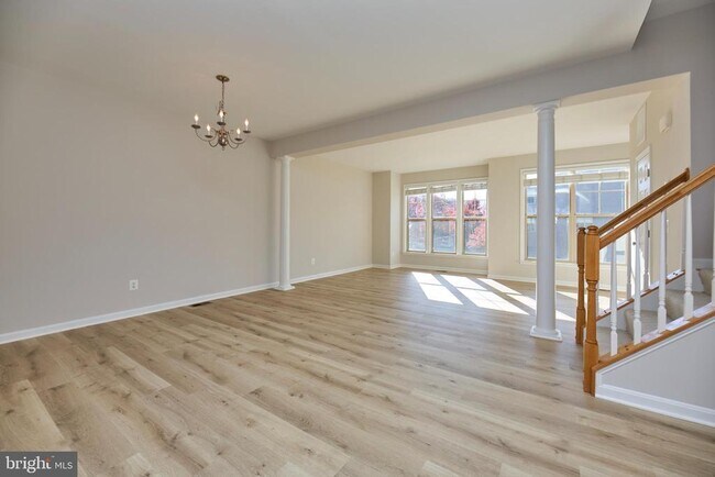 Photo - 42612 Galbraith Square Townhome