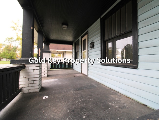 Photo - Spacious 2 BR 1 BA House with Covered Front Porch (SECTION 8 APPROVED)