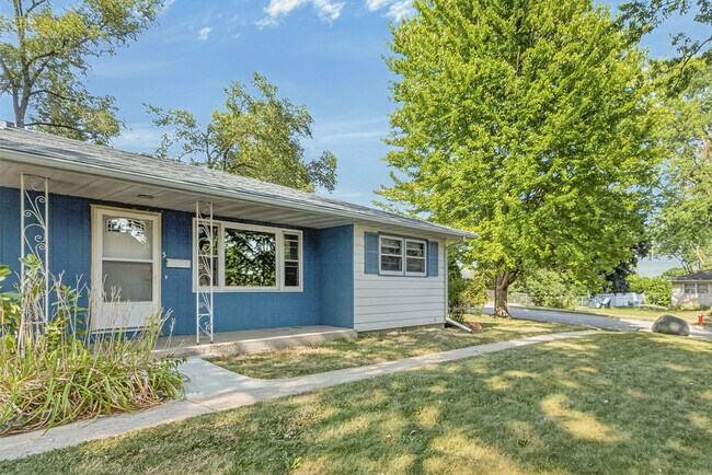 Photo - 4805 Camden Rd