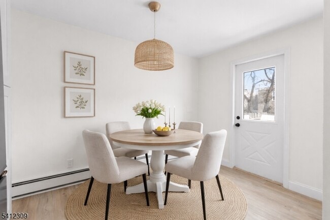 Photo - 676 Chestnut St