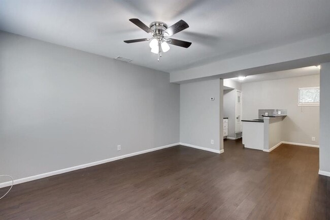 Photo - 303 W 40th St Apartment Unit 109