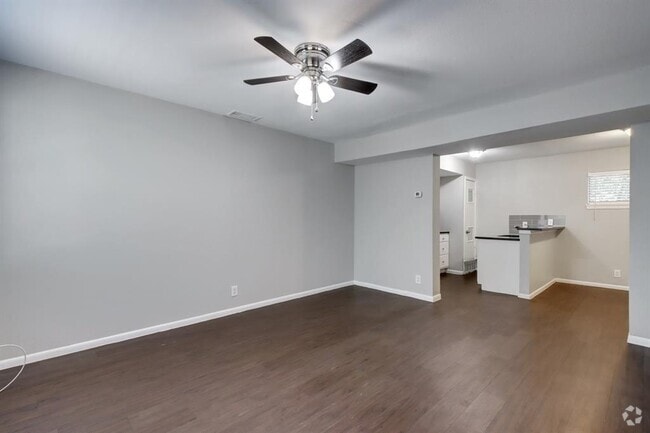 Building Photo - 303 W 40th St Unit 109 Rental