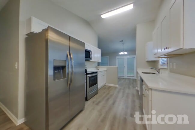 Photo - 4486 Lindsey Dr SW