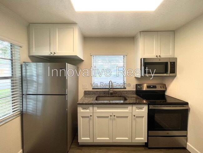 Photo - 5226 Davisson Ave