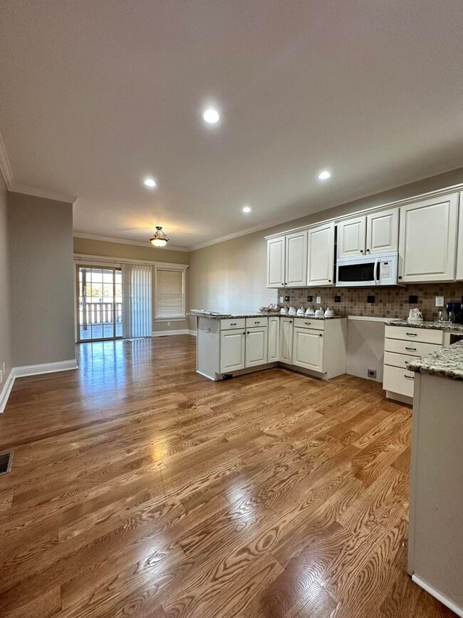 Photo - 2322 Patchen Wilkes Dr