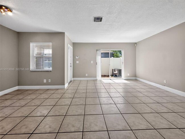 Photo - 5405 SW 125th Terrace