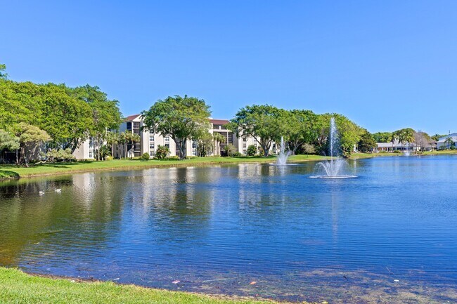 Photo - 820 Lavers Cir Unidad G211