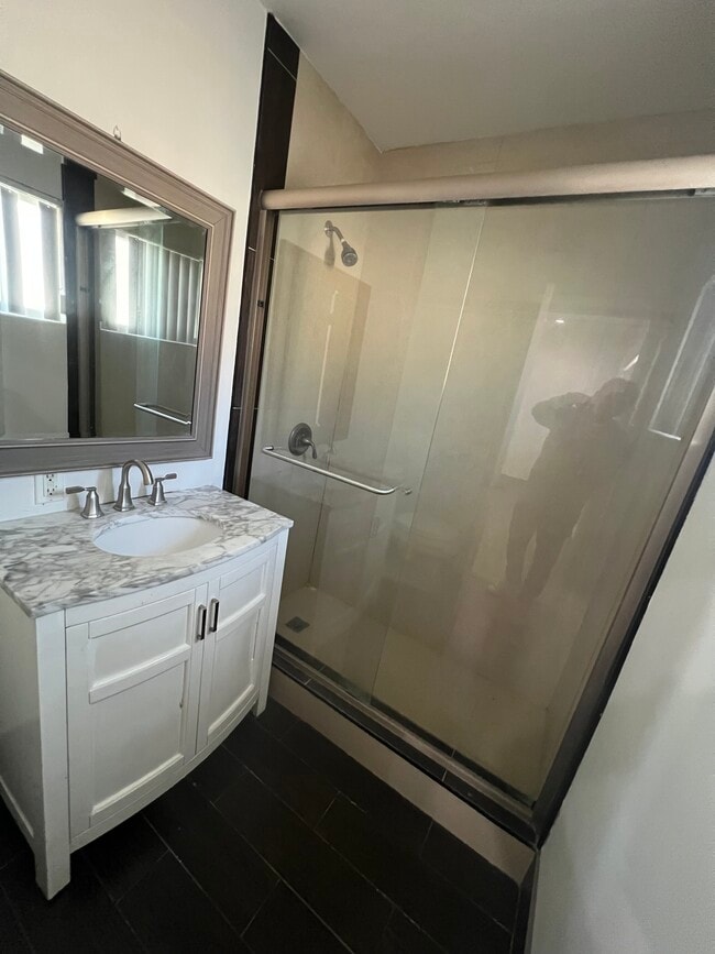 Photo - 6906 Marbrisa Ave Unit D