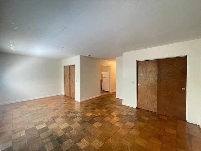 Building Photo - 128 Loudon Rd Unit 25R