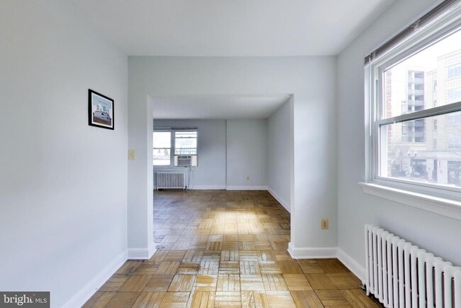 Photo - 1720 N Quinn St Unit 201