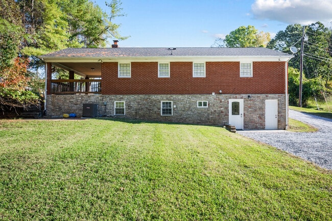 Photo - 2915 Confederate Ave