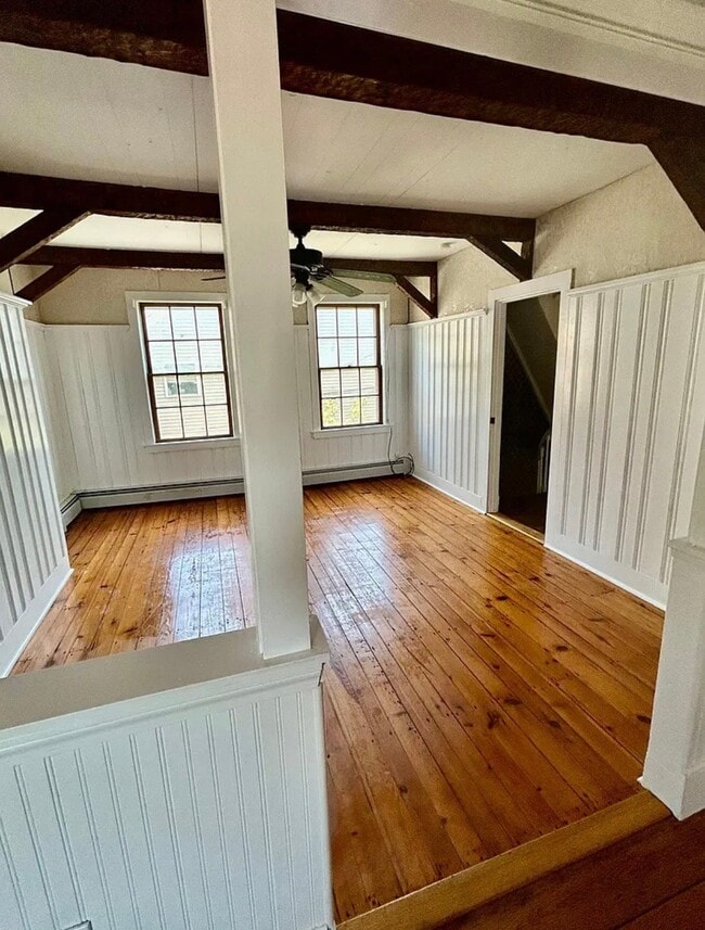 Photo - 146 Main St Unit 2