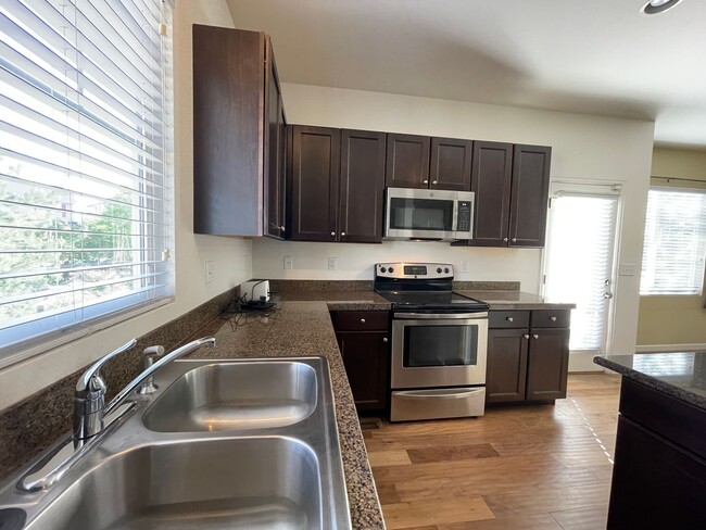 Photo - Beautiful 5-bedroom House in the Saddle Rock Area