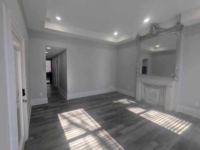 Photo - 35 Clinton Ave