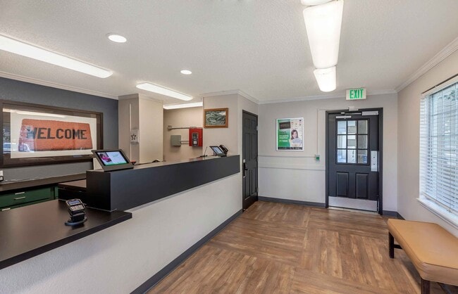 Photo - Furnished Studio-Denver - Tech Center Sout...