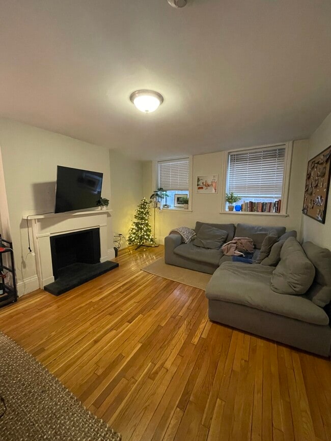 63 West Cedar St Unit G
