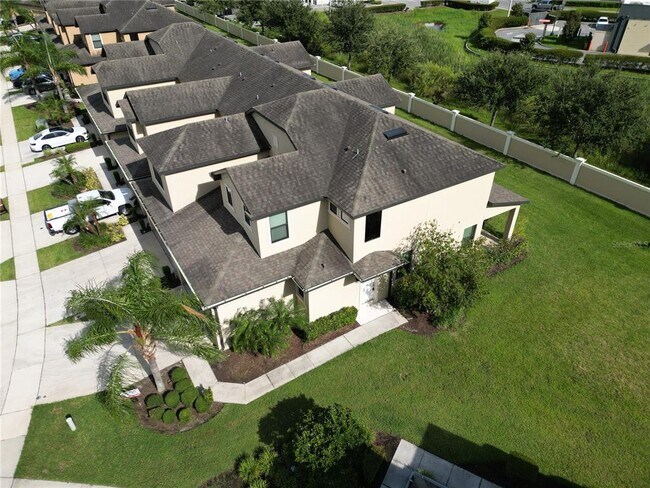 2400 Seven Oaks Dr