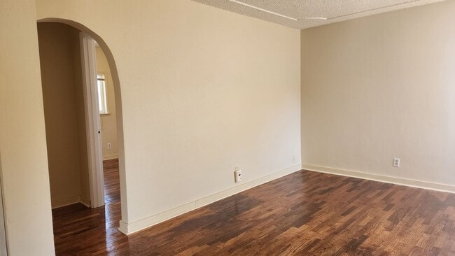 Photo - West Tacoma Cozy 2 Bedroom