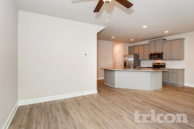 Photo - 273 Ireland Ln