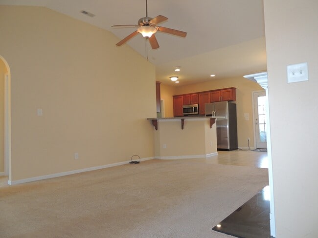 Photo - 102 Battery Way