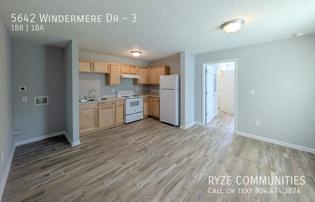 Photo - 5642 Windermere Dr Unit 3