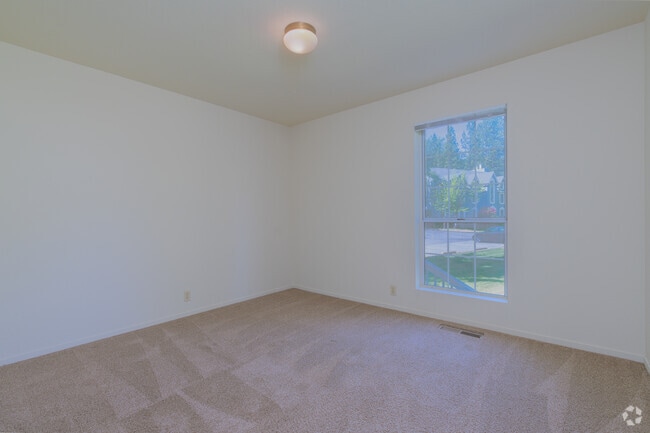 2BR, 2BA - 1250SF - Bedroom 1 - Gold Creek Village