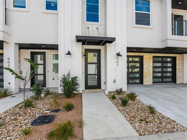 Building Photo - 12001 Vista Parke Dr Unit 903