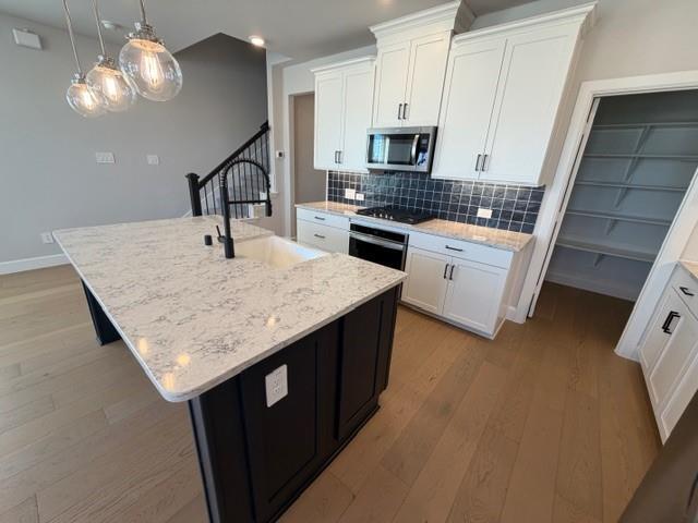 Building Photo - 324 Greenhouse Dr