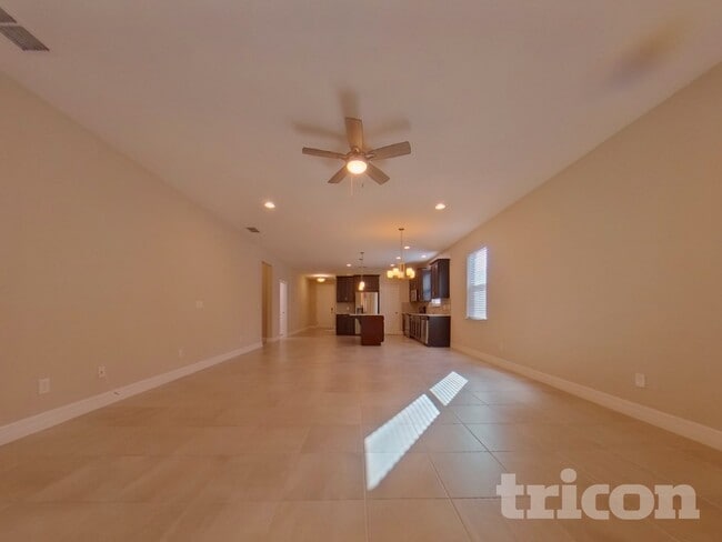 2326 Kennington Cv