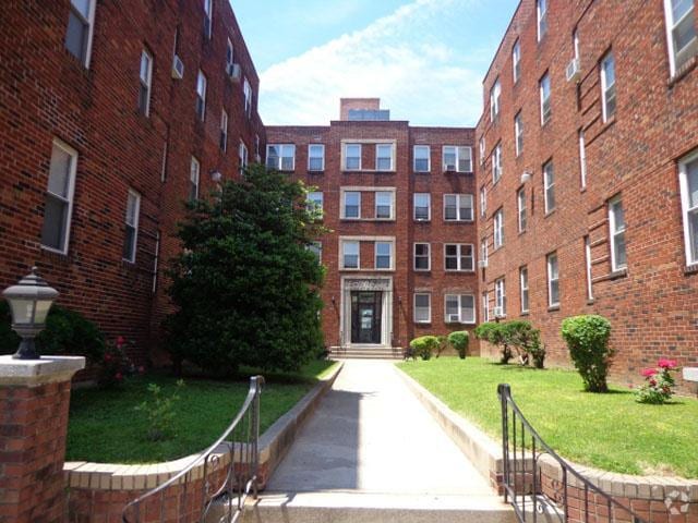 Building - Long Lane Apartments
