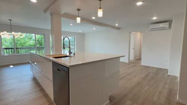 Photo - 504 S Coeur d'Alene St Unit 2