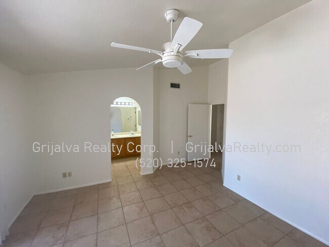 Photo - 3 Bed, 2 Bath House for Rent in Rita Ranch...