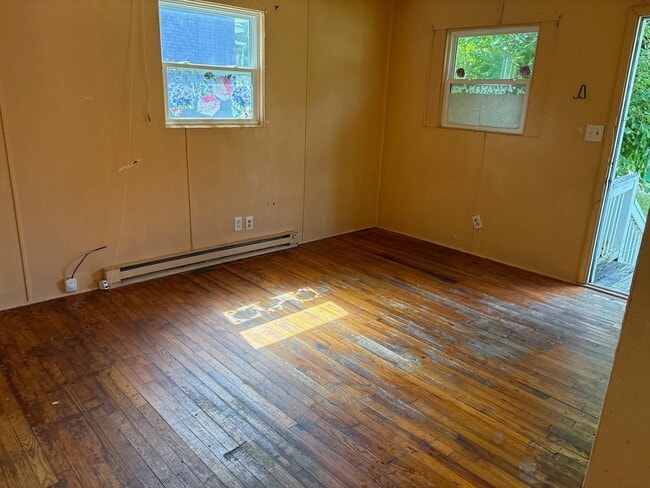 Photo - HIGH POINT - 2 BDRM/1 BATH