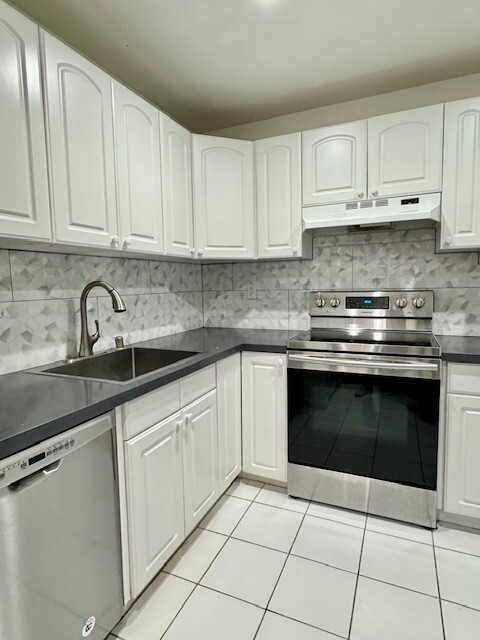 Photo - 1530 Sunnyvale Ave