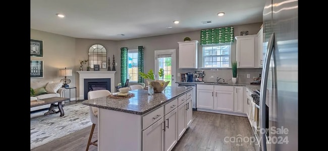 Photo - 36 Ashelyn Pk Dr