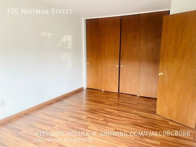 Photo - 720 Whitman St