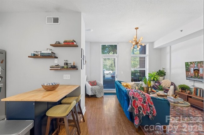 Photo - 1320 Fillmore Ave Unit 127